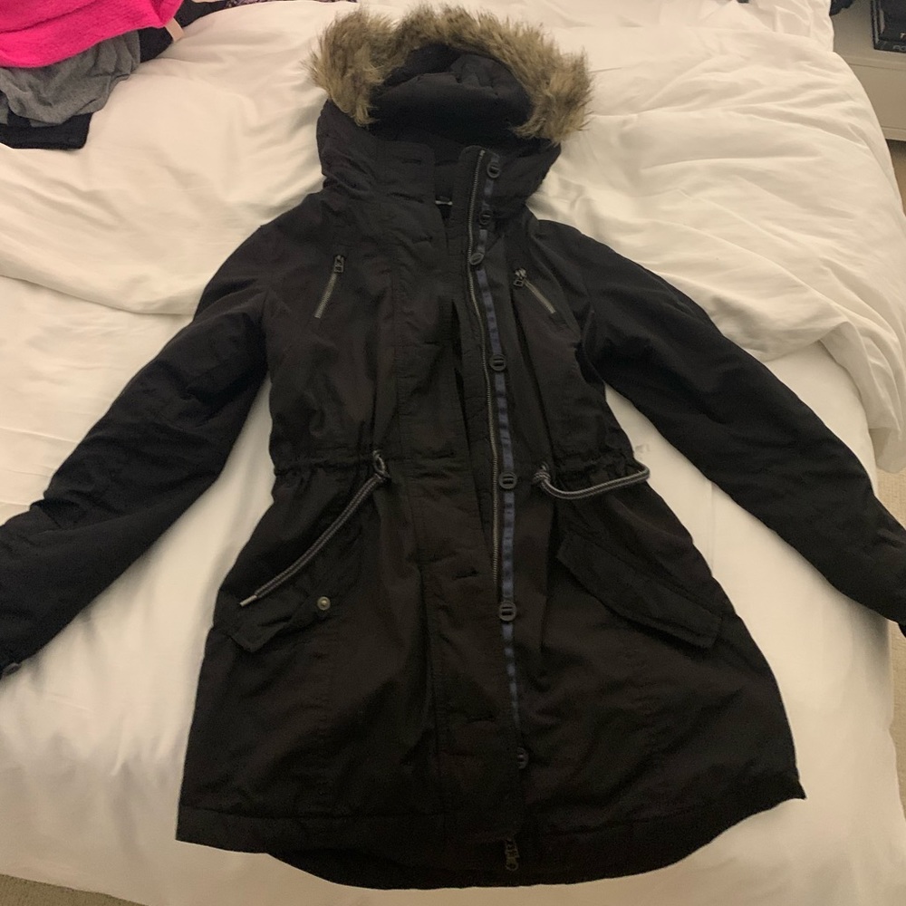 Athleta Black Puffer Parka